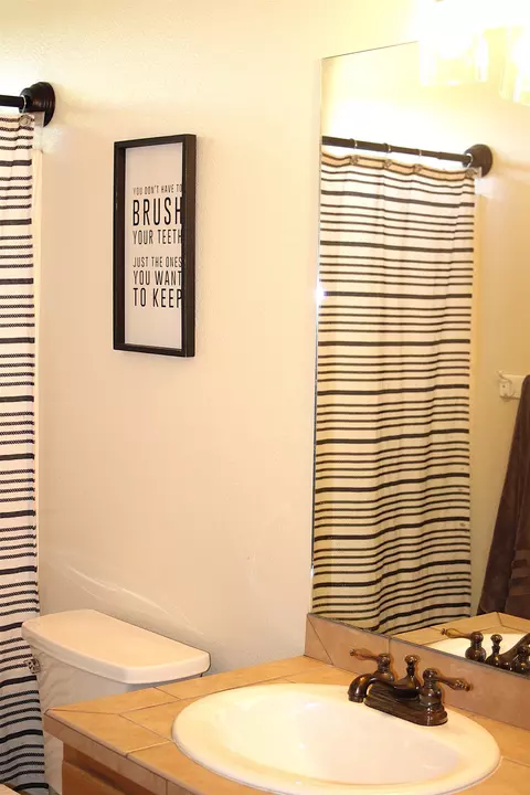 Bath - 813 Dee Ann St, Fruita, CO 81521 photo 5 of 5