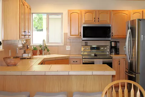 Kitchen - 813 Dee Ann St, Fruita, CO 81521 photo 3 of 3