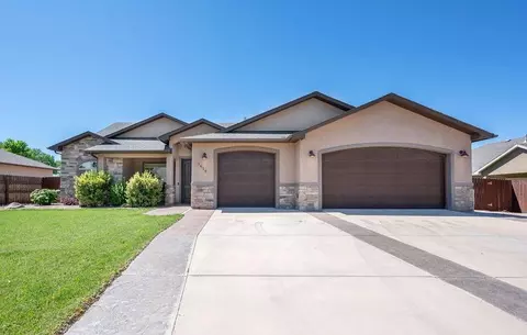 1616 Powis Ln, Fruita, CO 81521