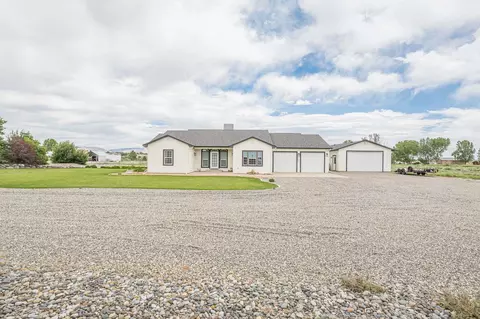 1266 14 Rd, Loma, CO 81524