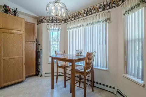 Dining - 542 N Willow St, Fruita, CO 81521 photo 4 of 4