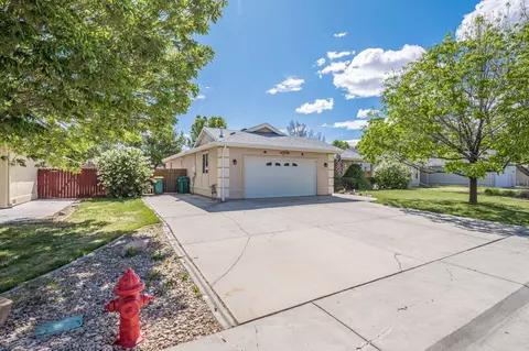 Exterior - 542 N Willow St, Fruita, CO 81521 photo 2 of 18