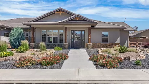 1381 Kiva Dr, Fruita, CO 81521