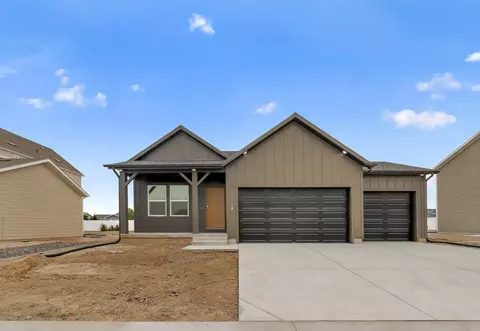 2138 Moon Beam Pl #B, Grand Junction, CO 81505