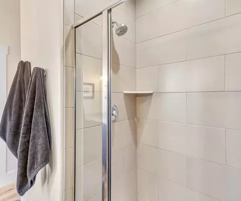 Bath - 1250 Periwinkle Ct, Fruita, CO 81521 photo 2 of 2