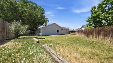 Exterior - 1484 Powell St, Fruita, CO 81521 photo 2 of 8
