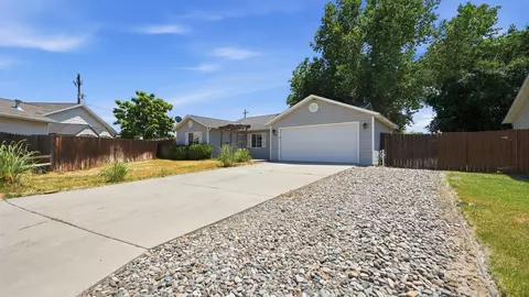 Exterior - 1484 Powell St, Fruita, CO 81521 photo 8 of 8