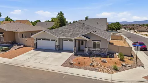 3067 Thunder Cloud Dr, Grand Junction, CO 81504