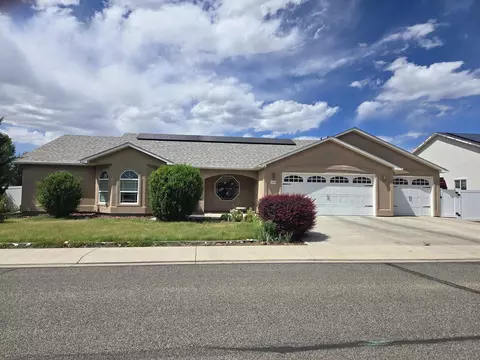 2860 Rock Creek Dr, Grand Junction, CO 81503