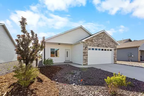 1333 Weminuche Ave, Montrose, CO 81401