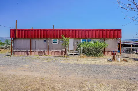 Exterior - 18878 Highway 65, Cedaredge, CO 81413 photo 5 of 10