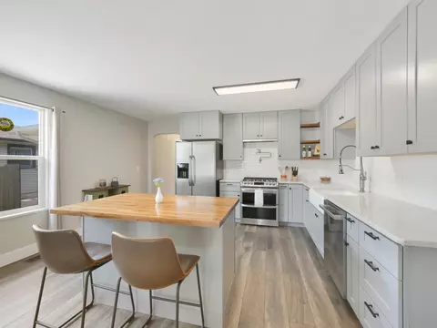 Kitchen - 905 E Aspen Ave, Fruita, CO 81521 photo 3 of 4