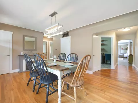 Dining - 905 E Aspen Ave, Fruita, CO 81521 photo 4 of 4