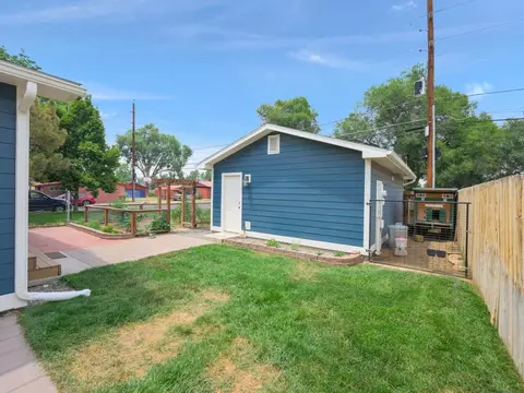 Exterior - 905 E Aspen Ave, Fruita, CO 81521 photo 6 of 11