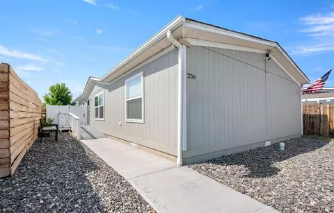 256 Clements Way, Fruita, CO 81521 photo 2