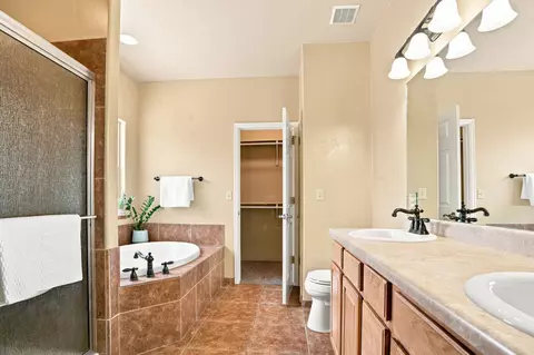 Bath - 352 Belden Ct, Fruita, CO 81521 photo 1 of 3