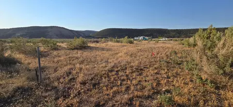 2859 Shale Dr, Rangely, CO 81648 photo 3