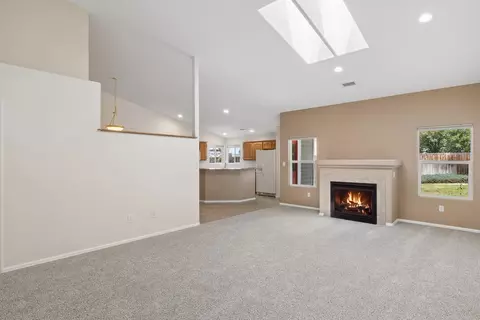 Living - 865 Jasper Dr, Fruita, CO 81521 photo 2 of 2