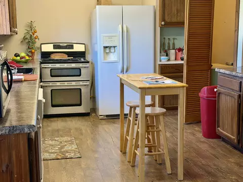 Kitchen - 1865 Frontage Rd, Fruita, CO 81521 photo 4 of 4