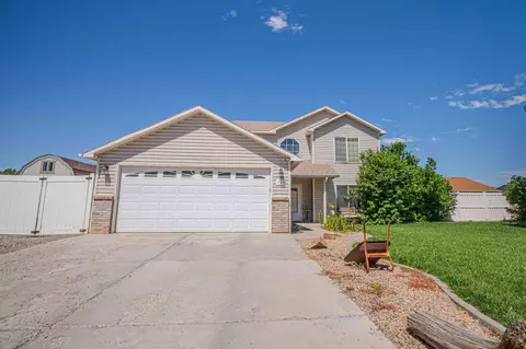 Exterior - 723 Granite Dr, Fruita, CO 81521 photo 9 of 10