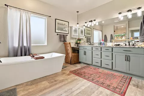 Bath - 1348 Robinson Ct, Mack, CO 81525 photo 3 of 5
