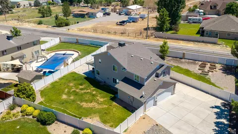 View/Area - 902 Elberta Dr, Fruita, CO 81521 photo 5 of 9