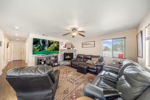 Living - 902 Elberta Dr, Fruita, CO 81521 photo 3 of 3