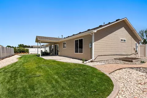 Exterior - 549 Hall St, Fruita, CO 81521 photo 3 of 10