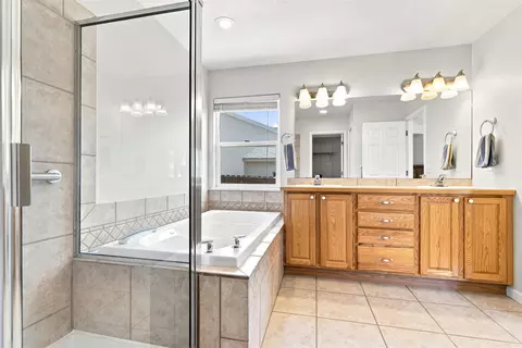 Bath - 760 Galena Dr, Fruita, CO 81521 photo 2 of 3