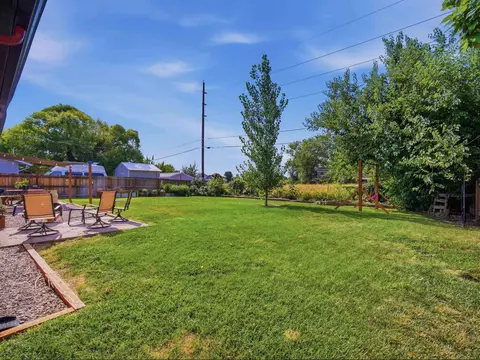 Exterior - 312 E Concord Dr, Fruita, CO 81521 photo 5 of 10