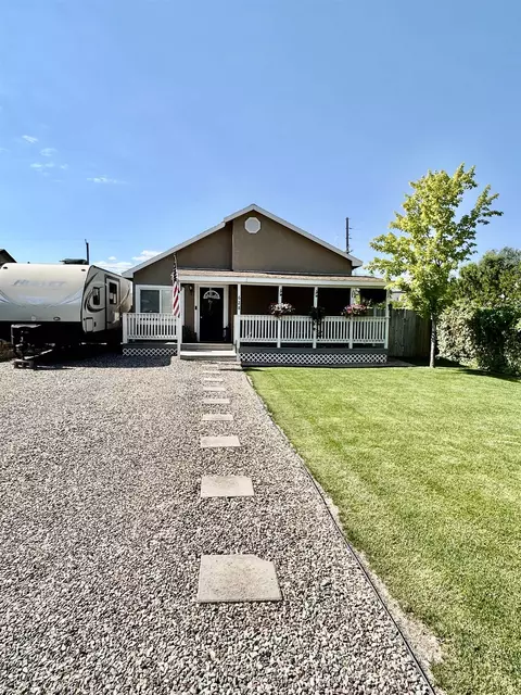 Exterior - 628 E Cleveland Ave, Fruita, CO 81521 photo 7 of 7