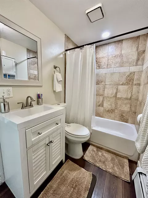 Bath - 628 E Cleveland Ave, Fruita, CO 81521 photo 1 of 2