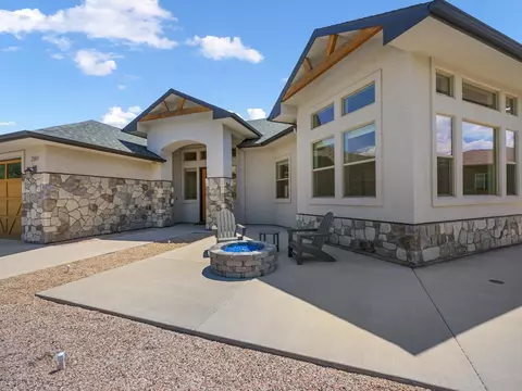2169 Peregrine Ct, Grand Junction, CO 81507
