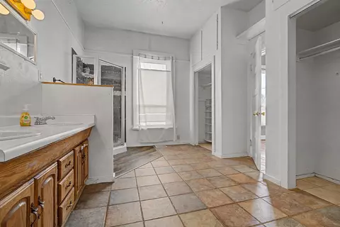Bath - 709 E Pabor Ave, Fruita, CO 81521 photo 3 of 3