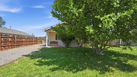 Exterior - 815 E Harrison Ave, Fruita, CO 81521 photo 3 of 6