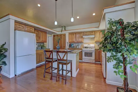 Kitchen - 353 Belden Ct, Fruita, CO 81521 photo 2 of 4