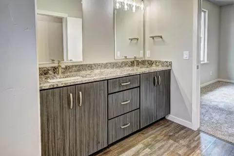 Bath - 2745 Eclipse Ave, Grand Junction, CO 81503 photo 4 of 5
