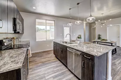 Kitchen - 2745 Eclipse Ave, Grand Junction, CO 81503 photo 3 of 7