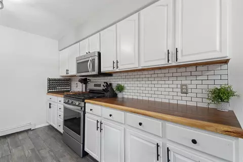 Kitchen - 242 Narrow Leaf Dr, Fruita, CO 81521 photo 3 of 5