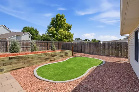 Exterior - 242 Narrow Leaf Dr, Fruita, CO 81521 photo 5 of 6