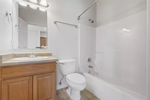 Bath - 1229 Windsor Park Dr, Fruita, CO 81521 photo 3 of 3