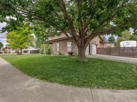 Exterior - 105 Sunset Dr, Fruita, CO 81521 photo 3 of 13