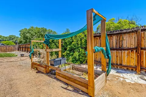 Exterior - 685 Bayberry Ct, Fruita, CO 81521 photo 6 of 10
