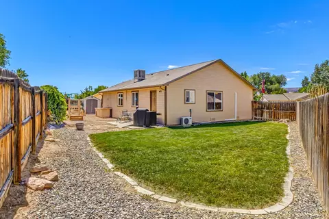 Exterior - 685 Bayberry Ct, Fruita, CO 81521 photo 4 of 10