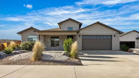 688 Woodworth Ct, Grand Junction, CO 81506