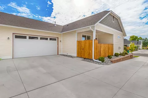 Exterior - 1233 Periwinkle Ct, Fruita, CO 81521 photo 4 of 7