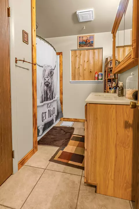 Bath - 1815 County Road 46, Rangely, CO 81648 photo 2 of 2