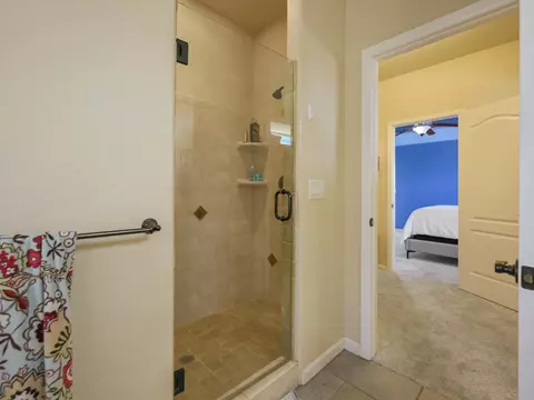 Bath - 1454 19 Rd, Fruita, CO 81521 photo 2 of 5