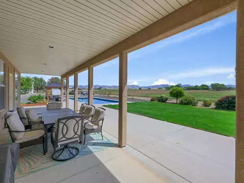 Exterior - 1454 19 Rd, Fruita, CO 81521 photo 3 of 10
