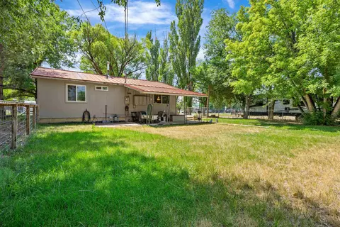 Exterior - 708 E Rio Blanco Ave, Rangely, CO 81648 photo 6 of 7
